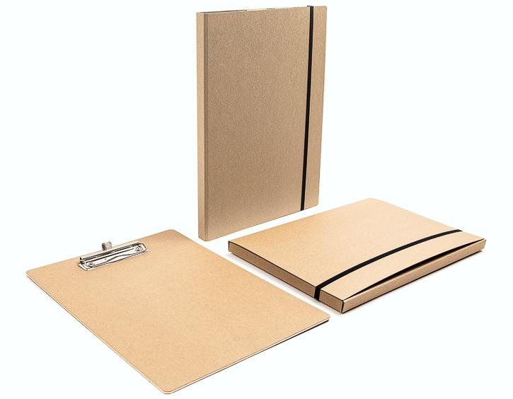 Klemmmappe serie Kraft Karton Craft Öko-loo Natur design mit Klemmbrett Sammelmappe und klemmmappe a4. Alles aus einem Material. Nachhaltig 100 % Recyclingpapier. Design-Serie aus Deutschland handgemacht Design Studio