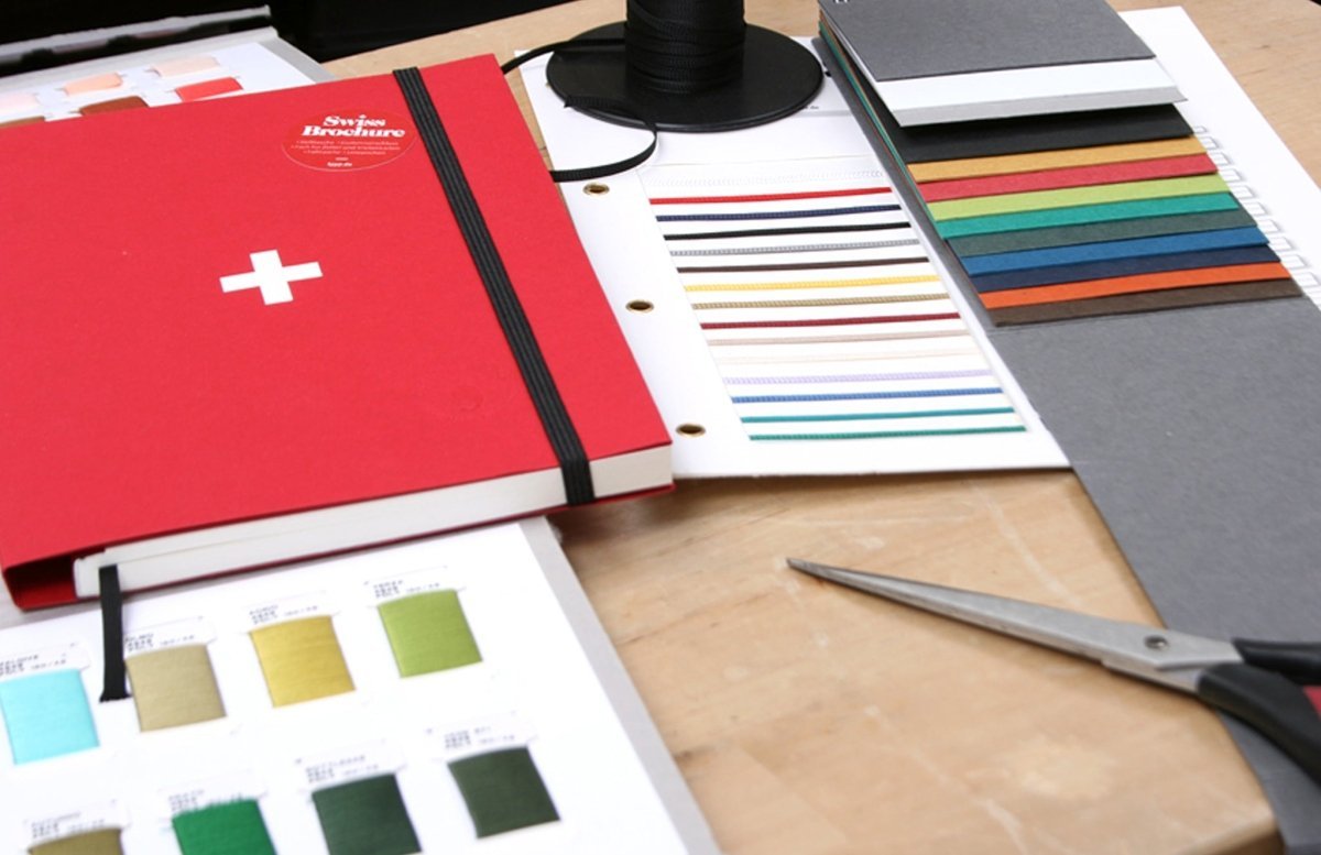 Notizbuch selbst gestalten: Was Unternehmen bei Logo, Material und Format beachten sollten - tyyp