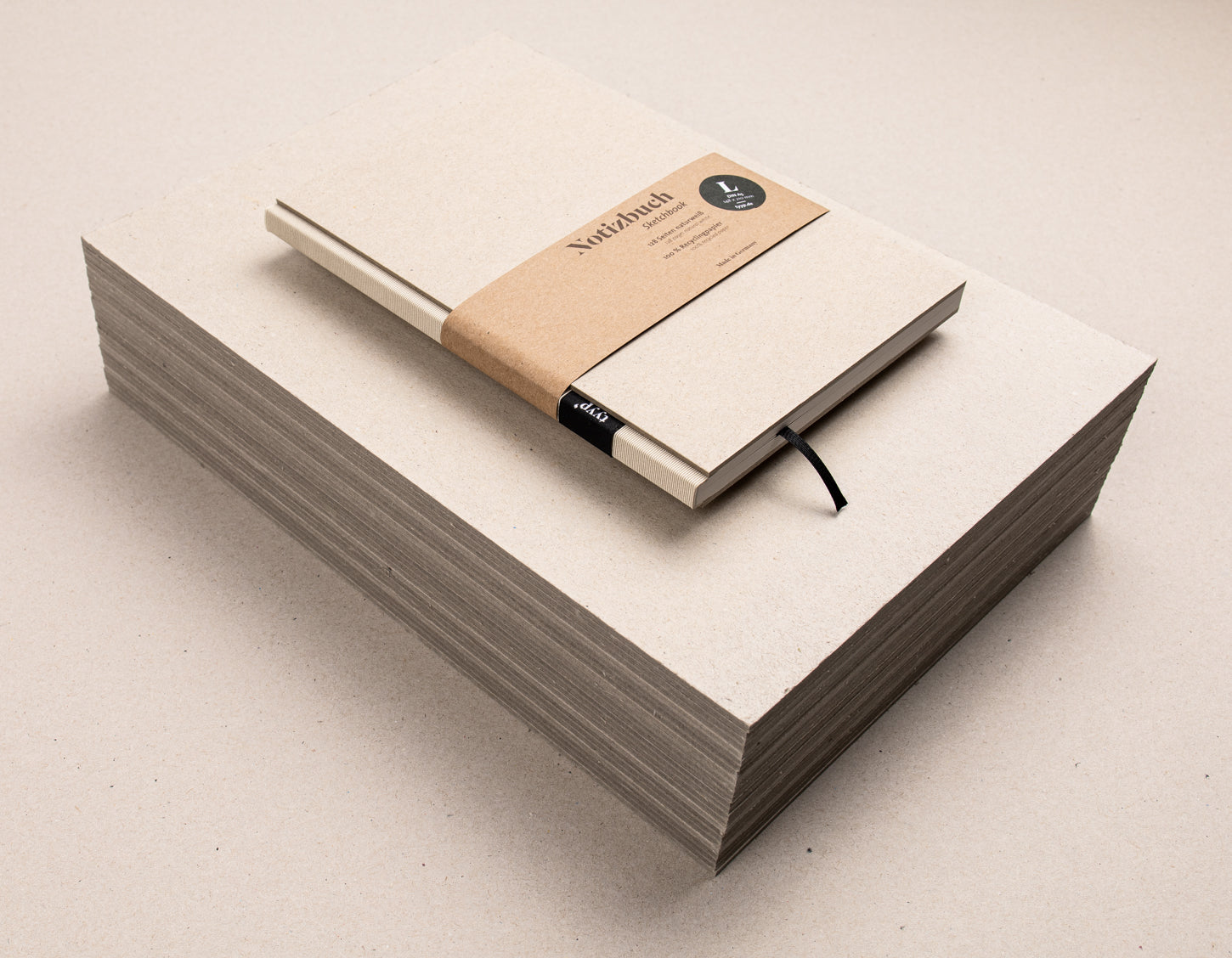 Hardcover Notizbuch Modell BerlinBook aus Recyclingpapier, stabiler Buchdeckel