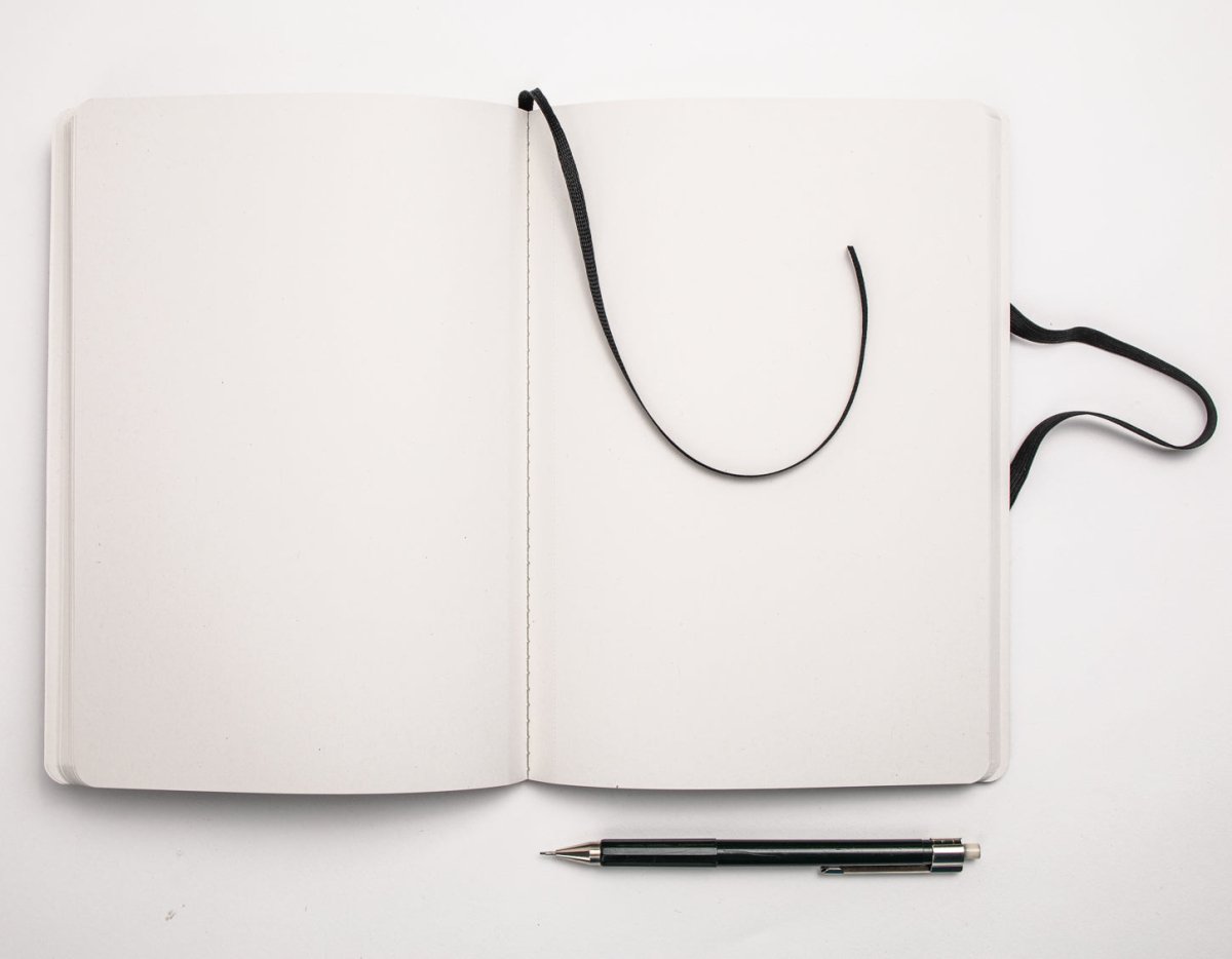 Farbiges Notizbuch A5 – Cover, Gummiband & Lesezeichen farblich abgestimmt - tyyp
